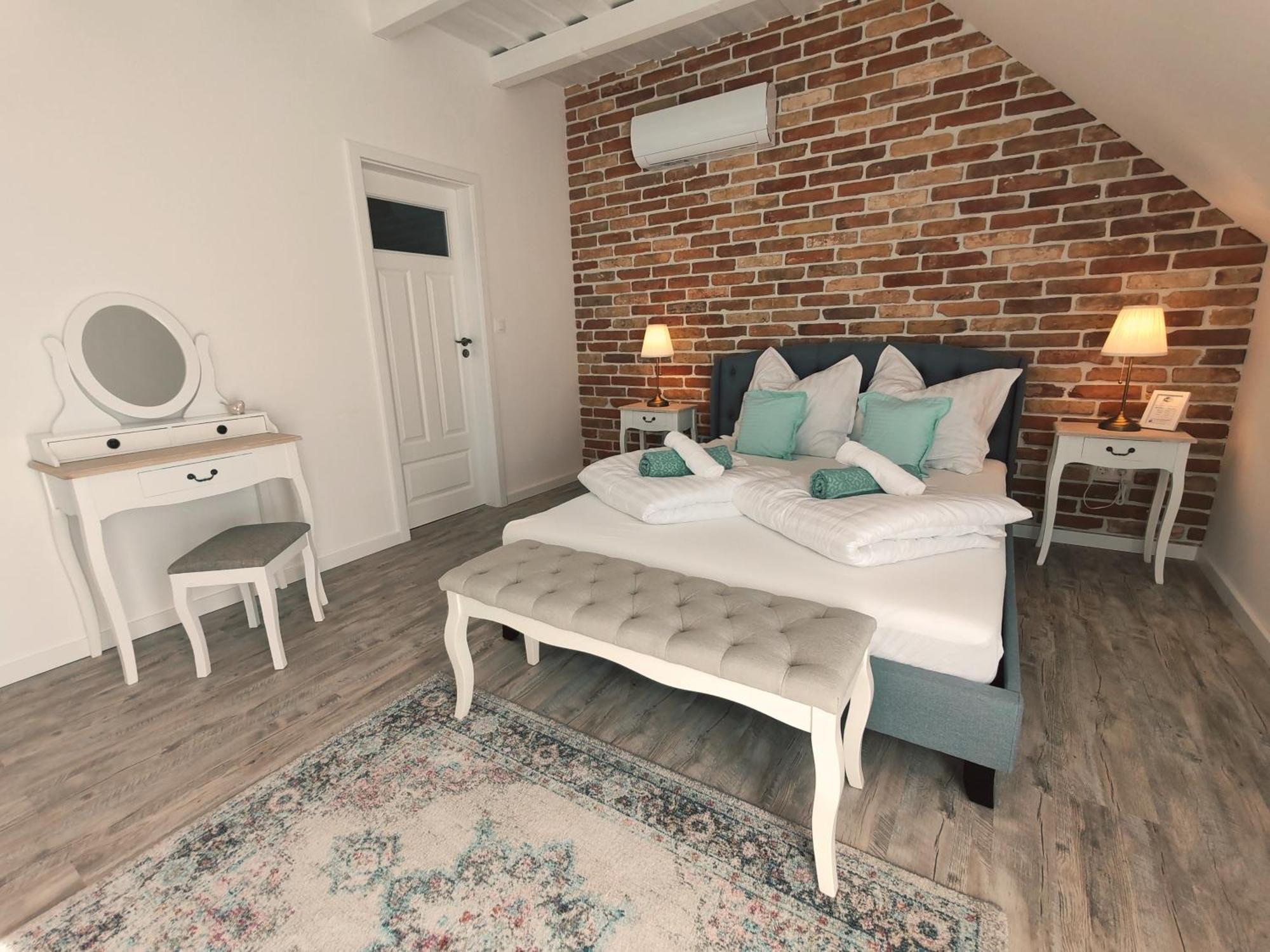 Elisoria Superiors Hotell Cserszegtomaj Exteriör bild