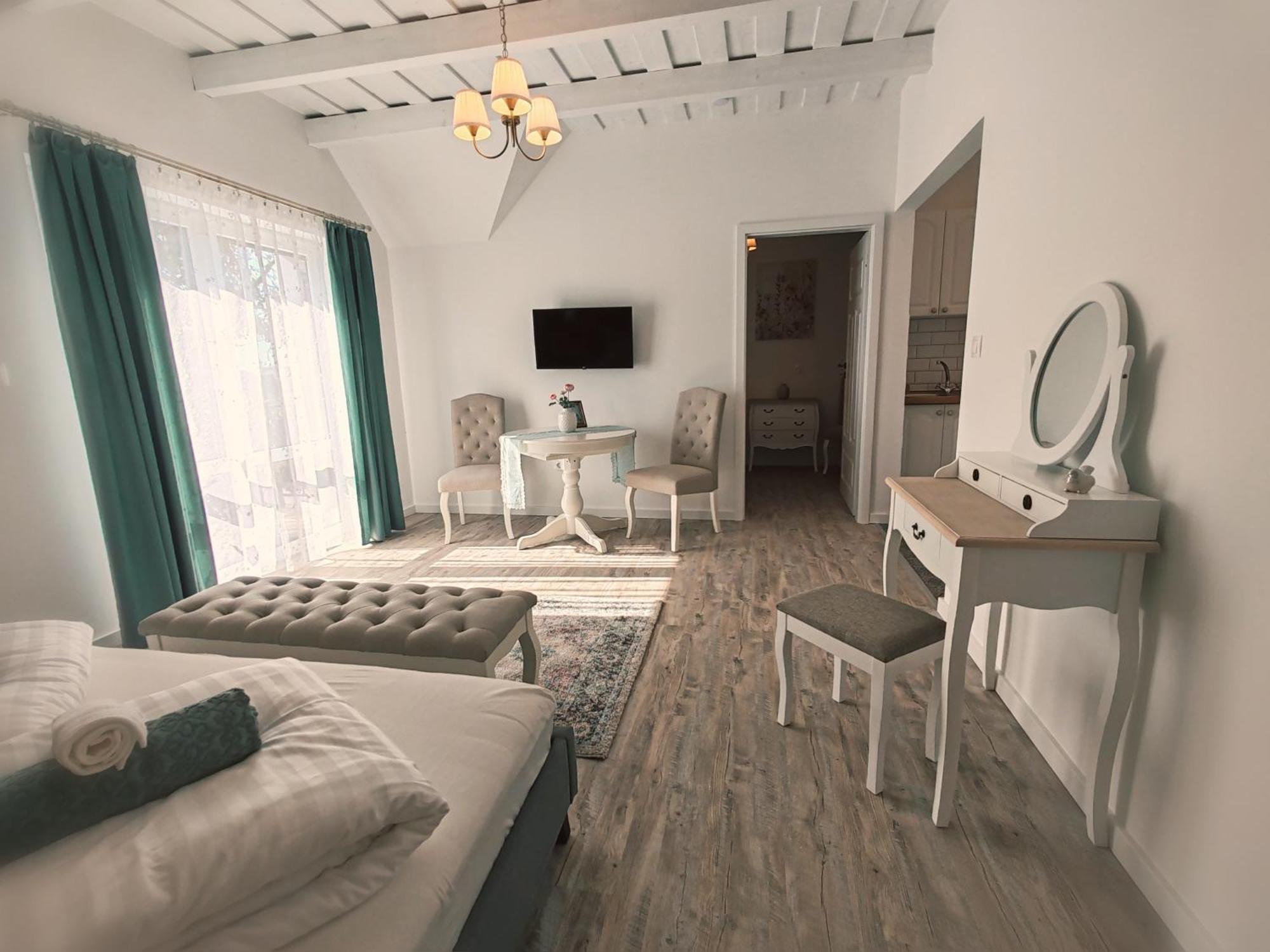Elisoria Superiors Hotell Cserszegtomaj Exteriör bild